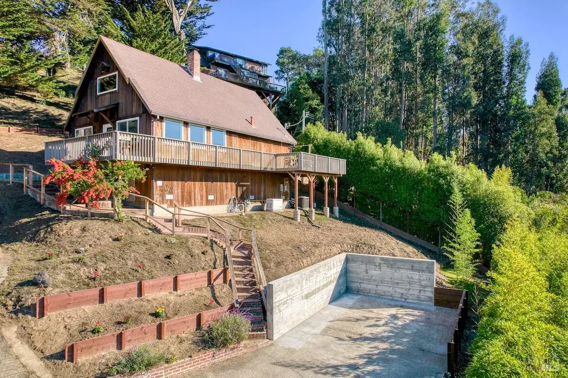 Mill Valley, CA 94941,20 Poppy LN