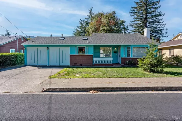 970 N Pine ST, Ukiah, CA 95482
