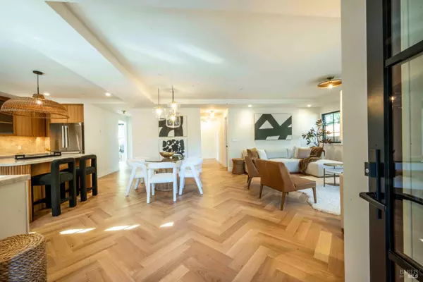 Sonoma, CA 95476,851 Second ST E