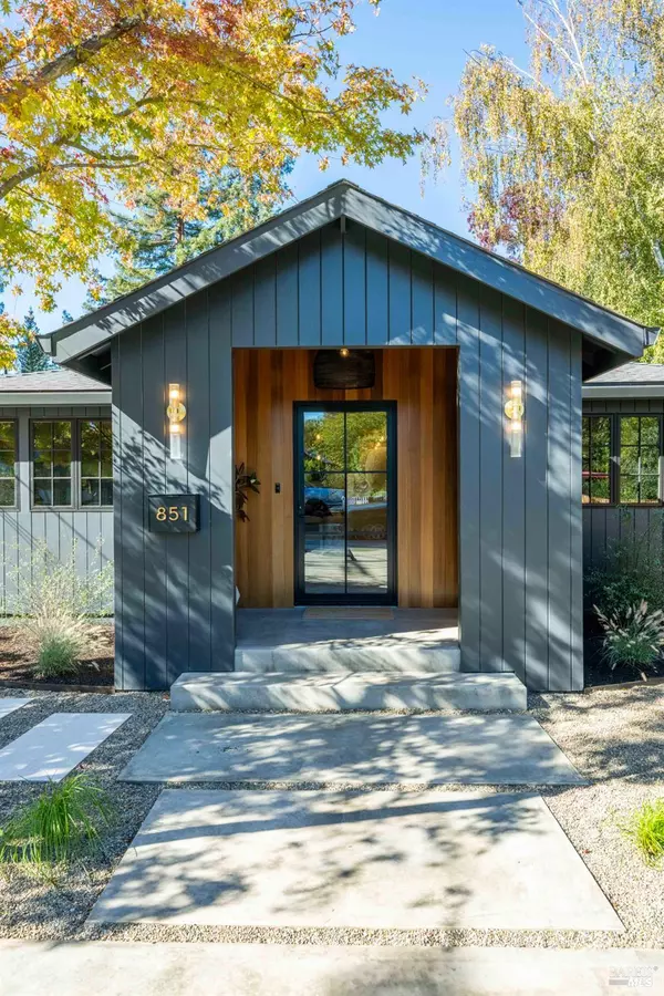 Sonoma, CA 95476,851 Second ST E