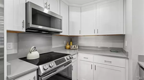 Benicia, CA 94510,565 Lori DR 19