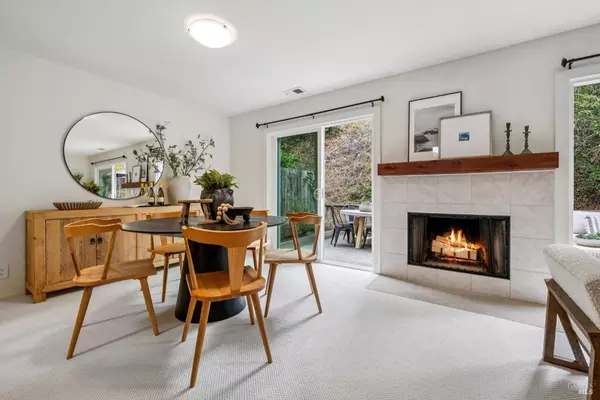 Corte Madera, CA 94925,27 Mariner Green DR