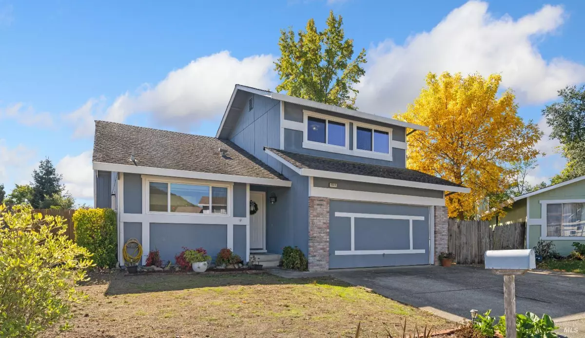 Rohnert Park, CA 94928,1511 Gladstone WAY