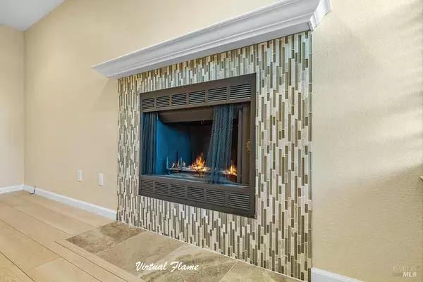 Rohnert Park, CA 94928,985 Hacienda CIR