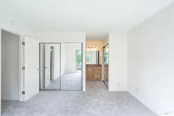 Santa Rosa, CA 95405,4248 Leafwood CIR E