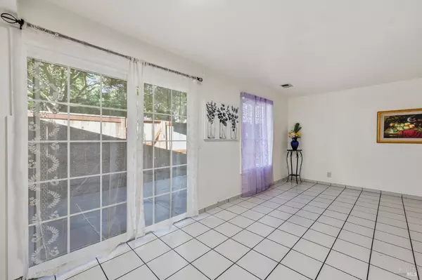 Santa Rosa, CA 95401,788 Simpson PL