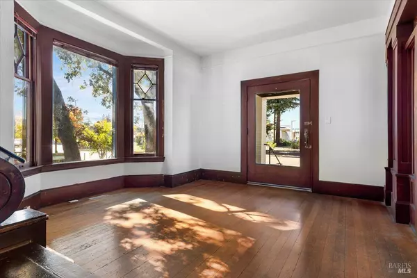 Santa Rosa, CA 95401,714 Mendocino AVE