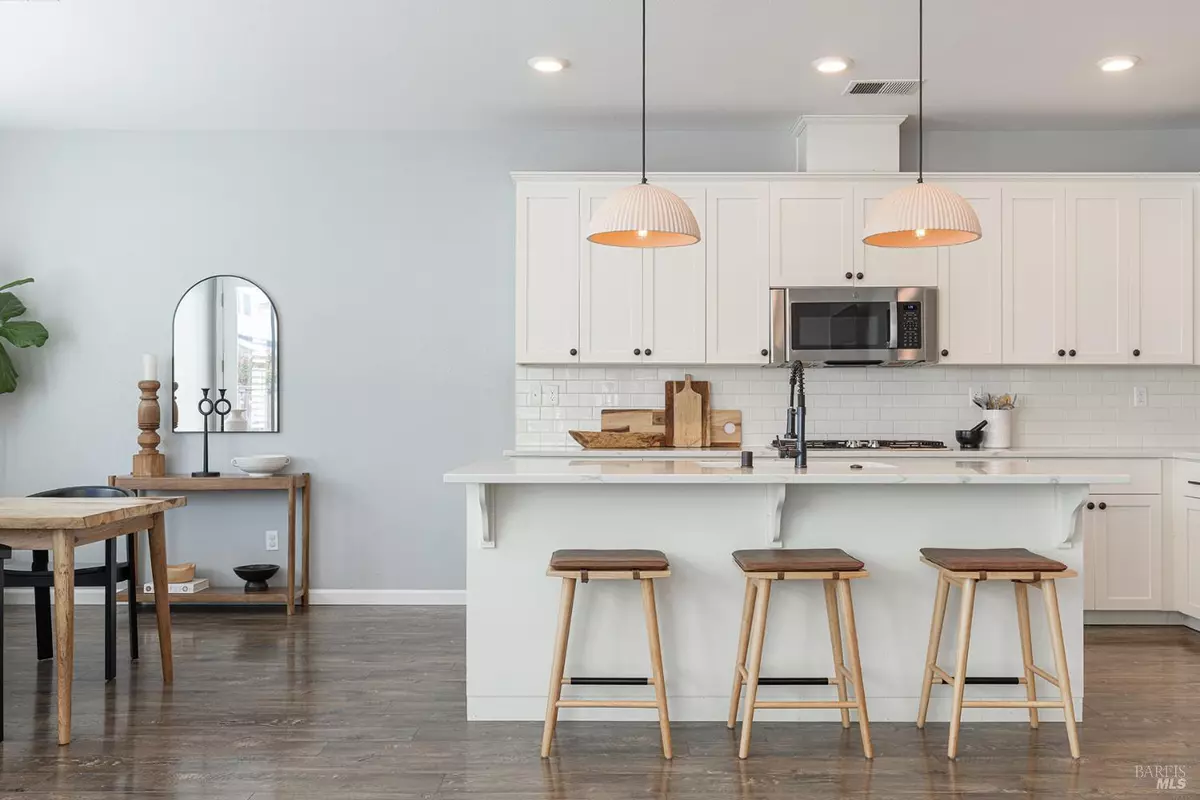 Rohnert Park, CA 94928,1617 Wildflower WAY