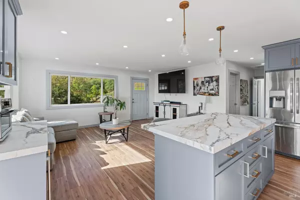 Redwood Valley, CA 95470,8500 Black Bart TRL