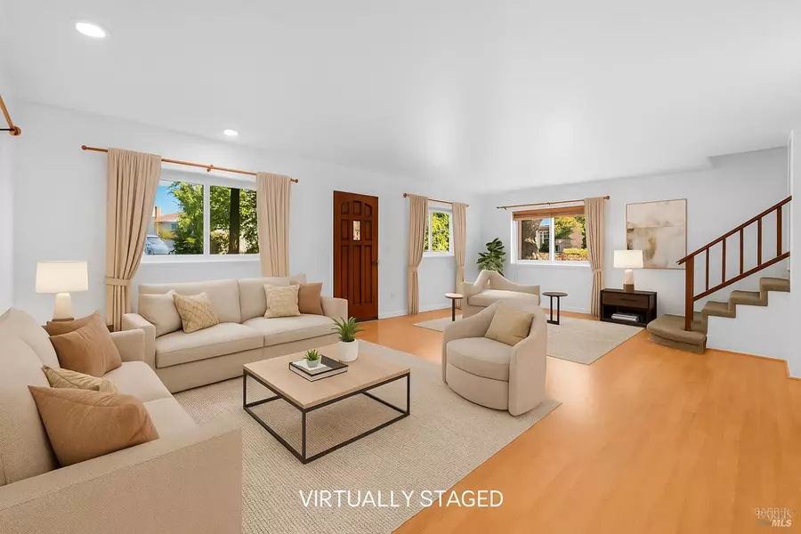 1017 Headlands DR, Napa, CA 94558