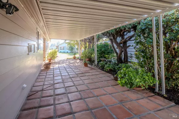 Rohnert Park, CA 94928,230 Parque Margarita