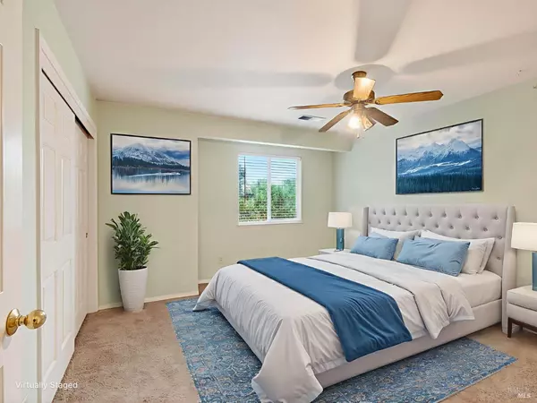 Cloverdale, CA 95425,213 Elbridge AVE E