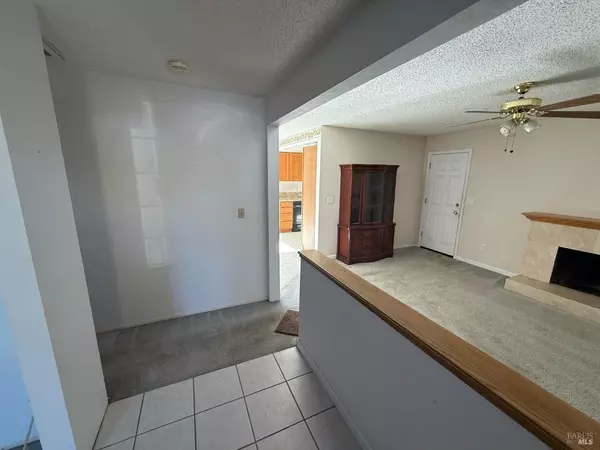 Santa Rosa, CA 95403,2324 Hickock CT