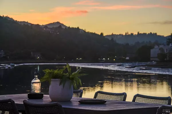 Larkspur, CA 94939,24 Boardwalk One