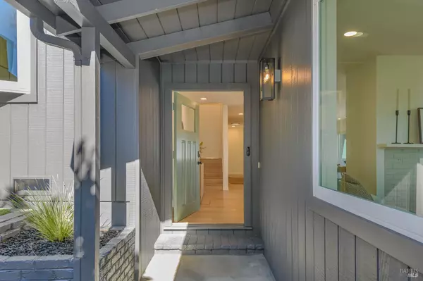 Greenbrae, CA 94904,81 Corte Gracitas