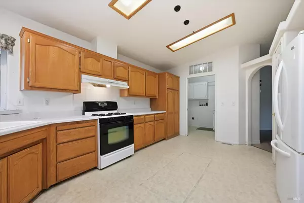 Lakeport, CA 95453,350 Walnut DR