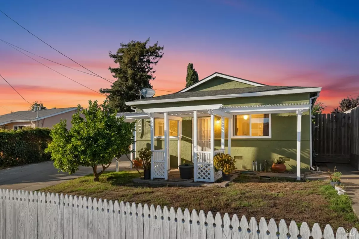 American Canyon, CA 94503,240 W Carolyn DR