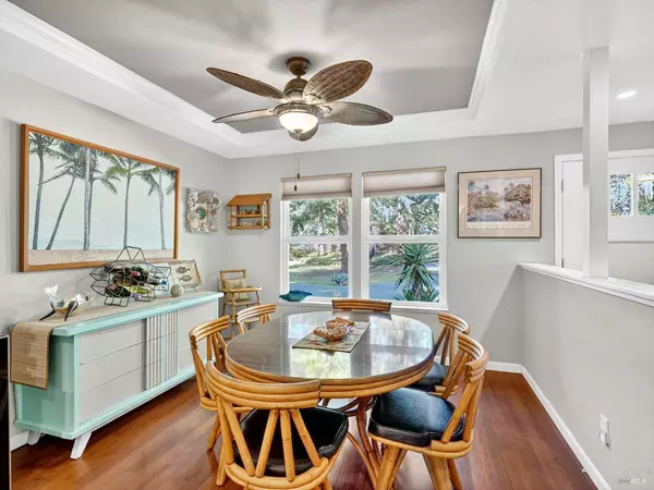 Cloverdale, CA 95425,151 Corless LN