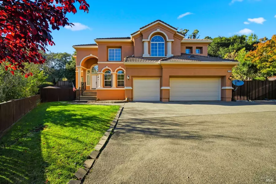 116 Yulupa CIR, Santa Rosa, CA 95405