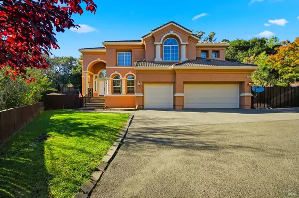 116 Yulupa CIR, Santa Rosa, CA 95405