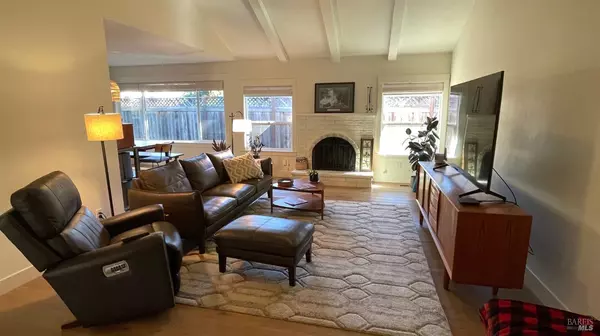 Santa Rosa, CA 95404,3502 Sleepy Hollow CT