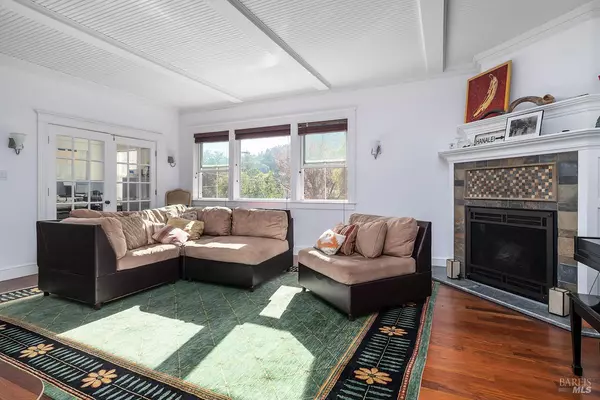 San Rafael, CA 94901,120 Villa AVE