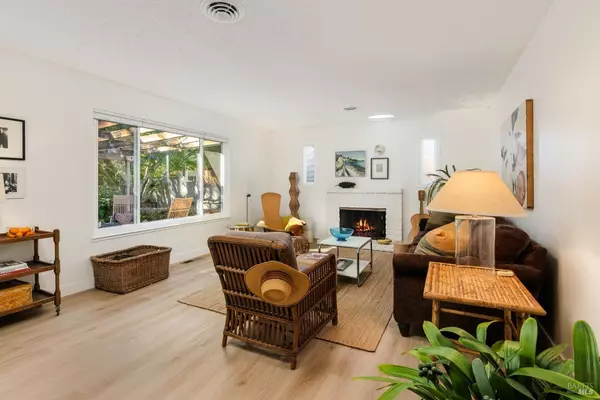 Santa Rosa, CA 95405,1970 Neotomas AVE