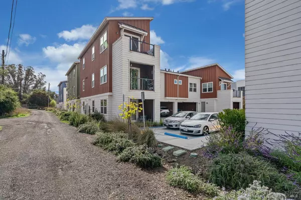 Santa Rosa, CA 95404,2666 SE Franz Kafka AVE SE