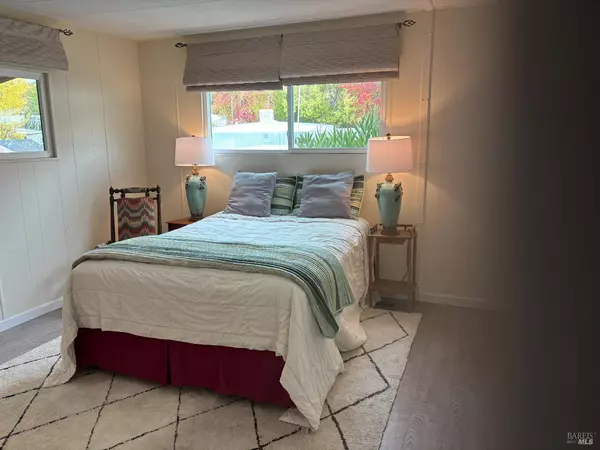 Novato, CA 94949,10 Oceano PL