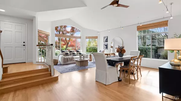 Petaluma, CA 94952,63 Windsor LN