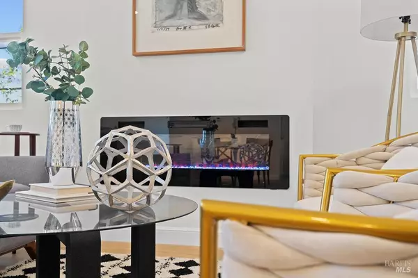 Vallejo, CA 94591,121 La Brea ST