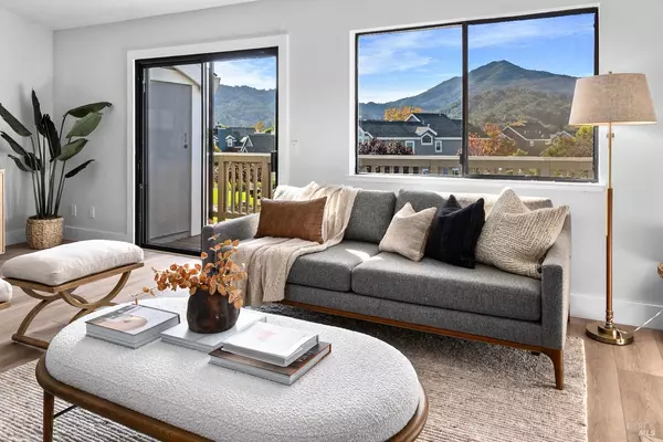 16 Drakes View CIR, Greenbrae, CA 94904