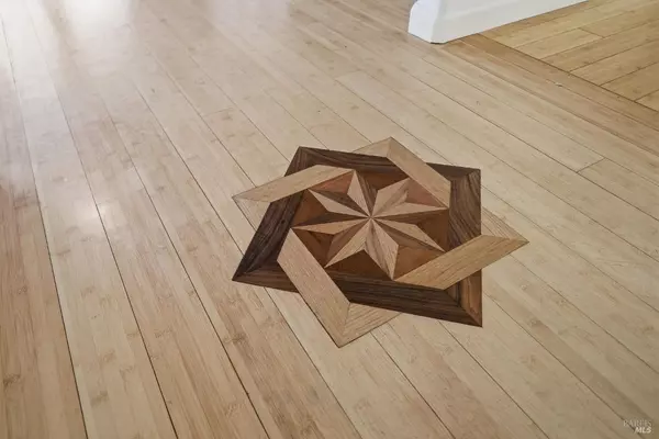 Santa Rosa, CA 95403,2061 Seville ST