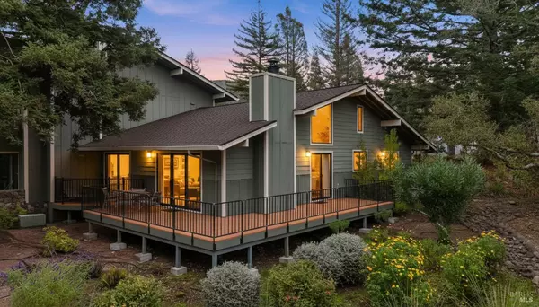 808 Augusta CIR, Napa, CA 94558