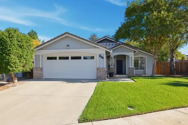 830 Green DR, Dixon, CA 95620