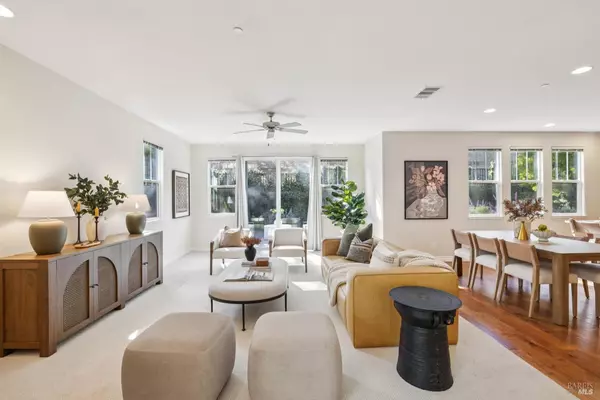 Novato, CA 94947,14 Canyon Green LOOP