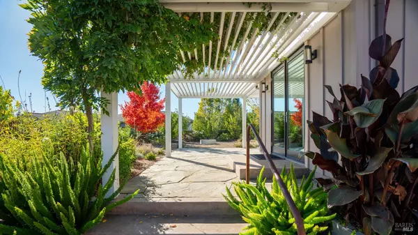 Santa Rosa, CA 95404,3971 Rincon Ridge DR W