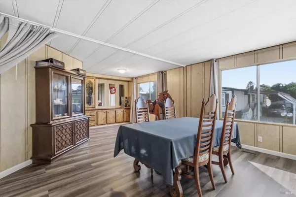 Vacaville, CA 95687,1597 Alamo DR 128