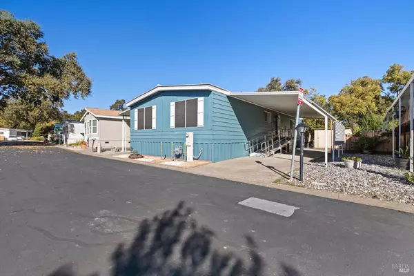 Vacaville, CA 95687,1597 Alamo DR 128