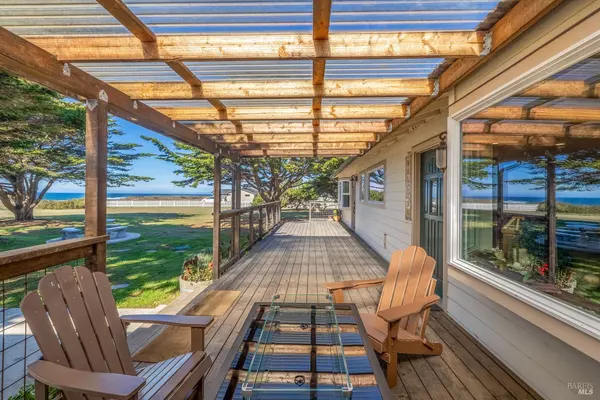 Fort Bragg, CA 95437,19251 Del Mar DR