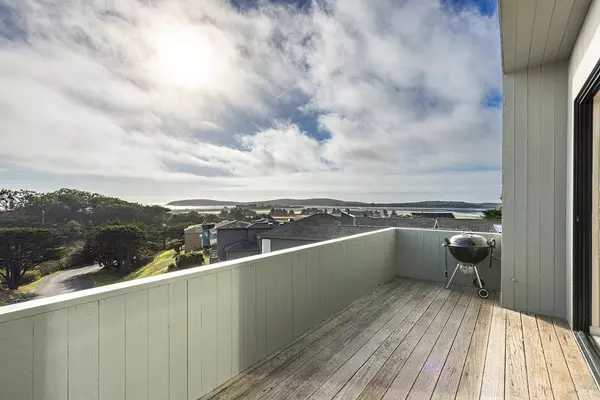 Bodega Bay, CA 94923,150 Cypress LOOP