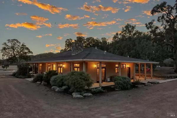 Middletown, CA 95461,17205 Black Oak Hill DR