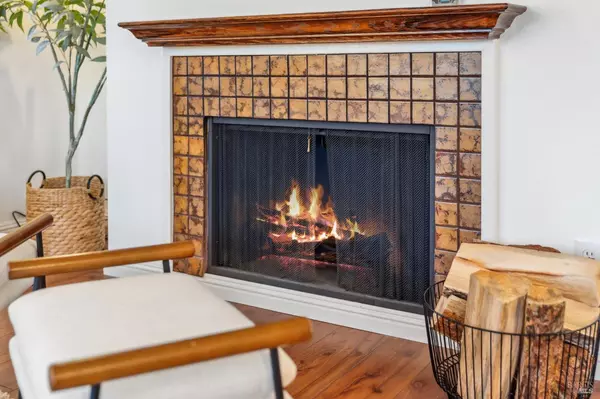 Novato, CA 94947,65 Scottsdale WAY