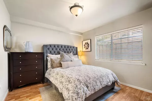 Napa, CA 94558,162 Valley Oak DR 162