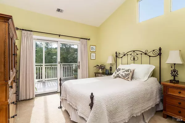 Corte Madera, CA 94925,38 Creekside CT