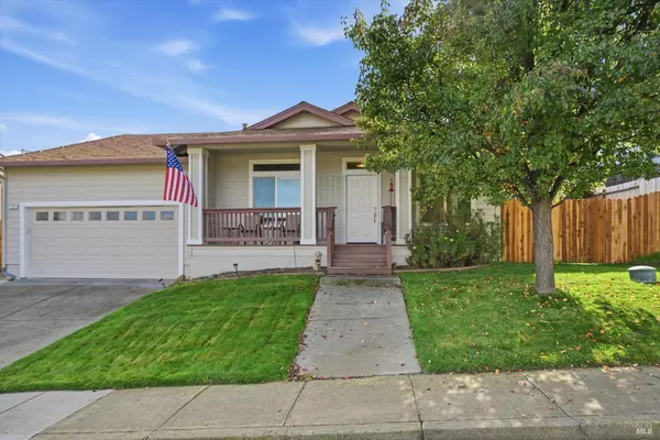 335 Island View DR, Lakeport, CA 95453