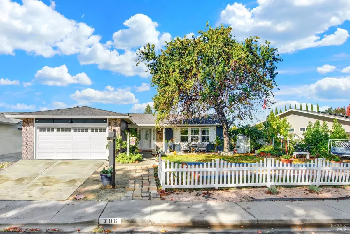 Vacaville, CA 95688,706 Blue Ridge LN