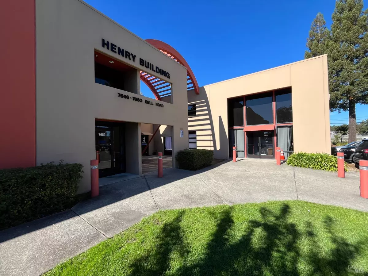 Windsor, CA 95492,7646 Bell RD