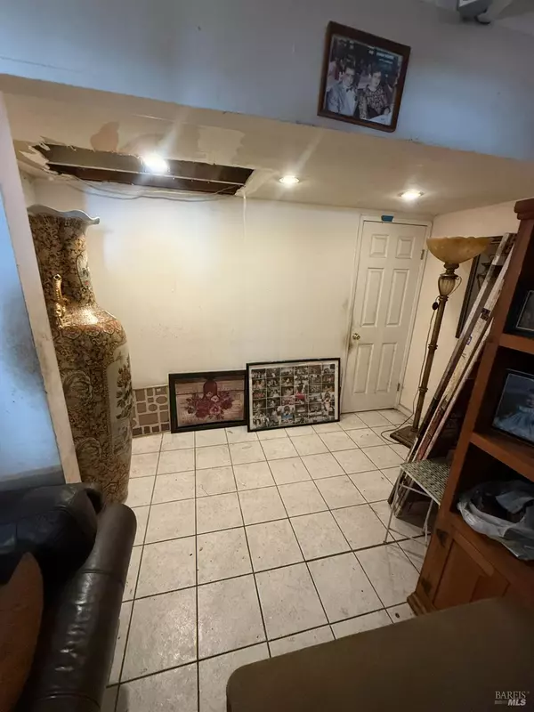 American Canyon, CA 94503,14 Joan DR