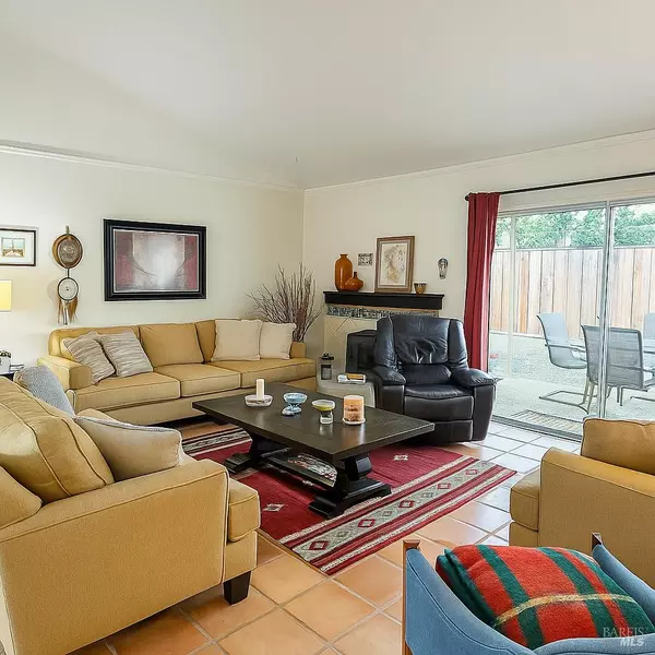 Sonoma, CA 95476,110 La Mancha WAY